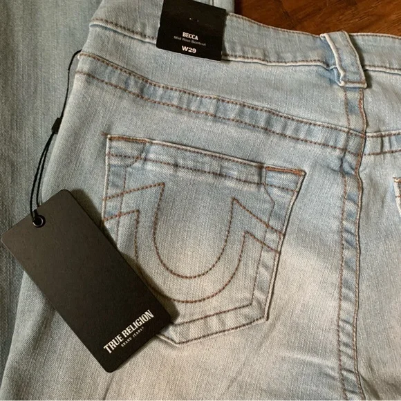 NWT True Religion Becca, mid rise bootcut, light refresh wash, size 29. - Picture 4 of 9